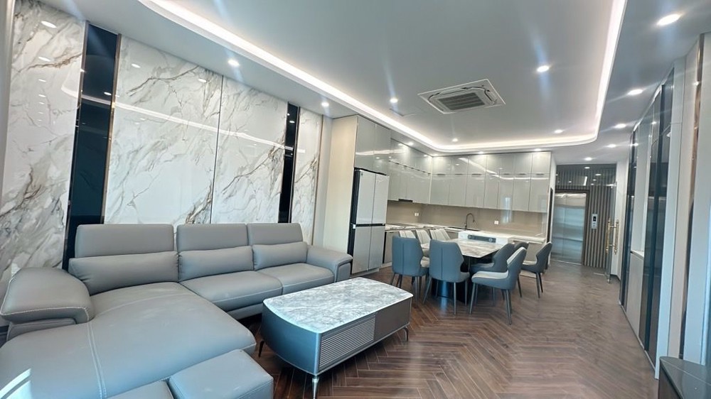 Bán Nhà Bồ Đề 80M2- 6 Tầng Thang Máy- Gara Ô Tô – Hơn 20 Tỷ