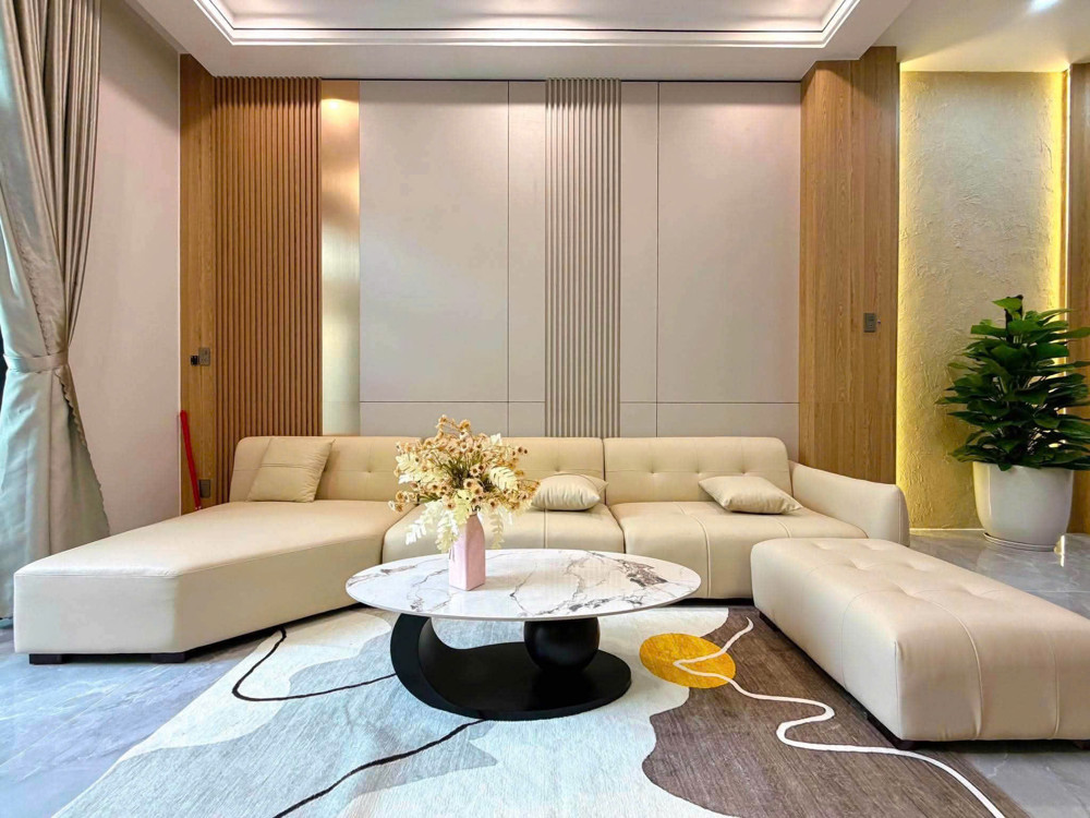 Siêu Phẩm - Nhà 3 Tầng Full Nội Thất Đường Phú Xuân 5 - Sát Phùng Hưng