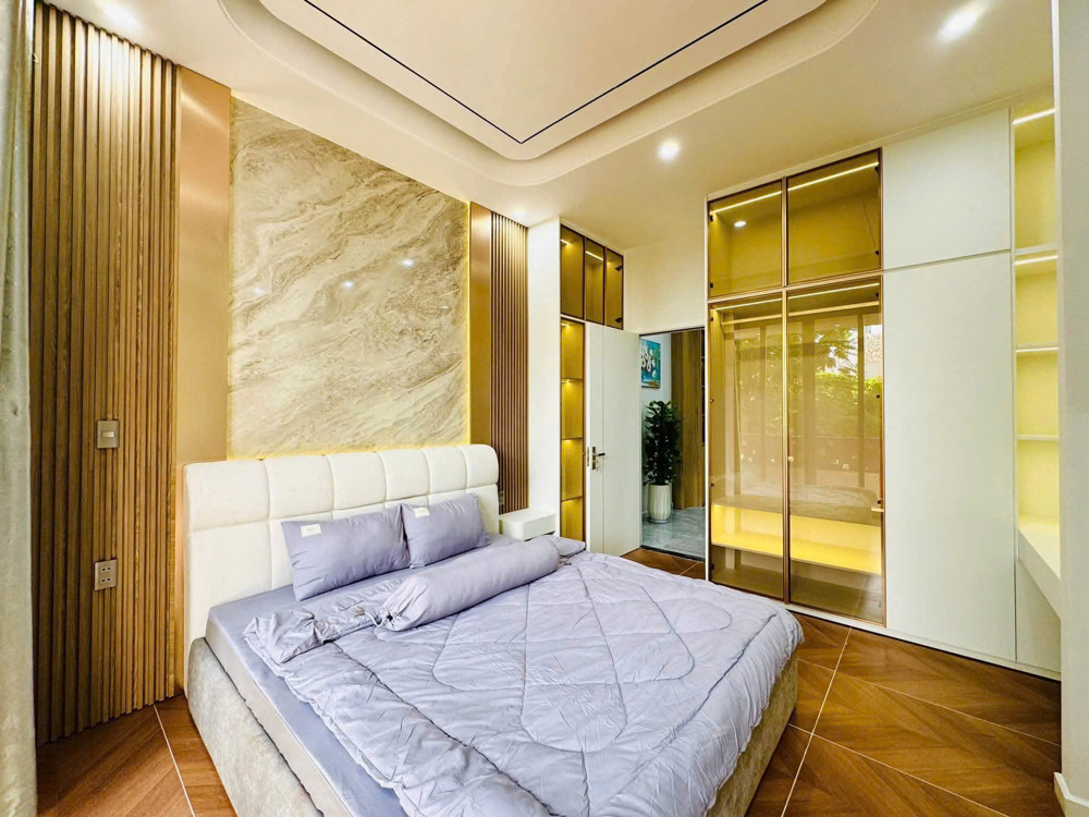 Siêu Phẩm - Nhà 3 Tầng Full Nội Thất Đường Phú Xuân 5 - Sát Phùng Hưng