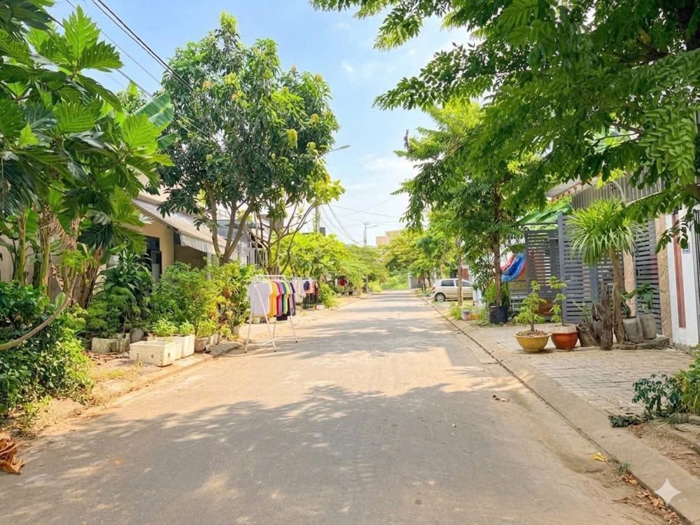 Bán Đất Bàu Mạc 20 – Kẹp Lối Thoát Hiểm 1M - Đối Diện Công Viên