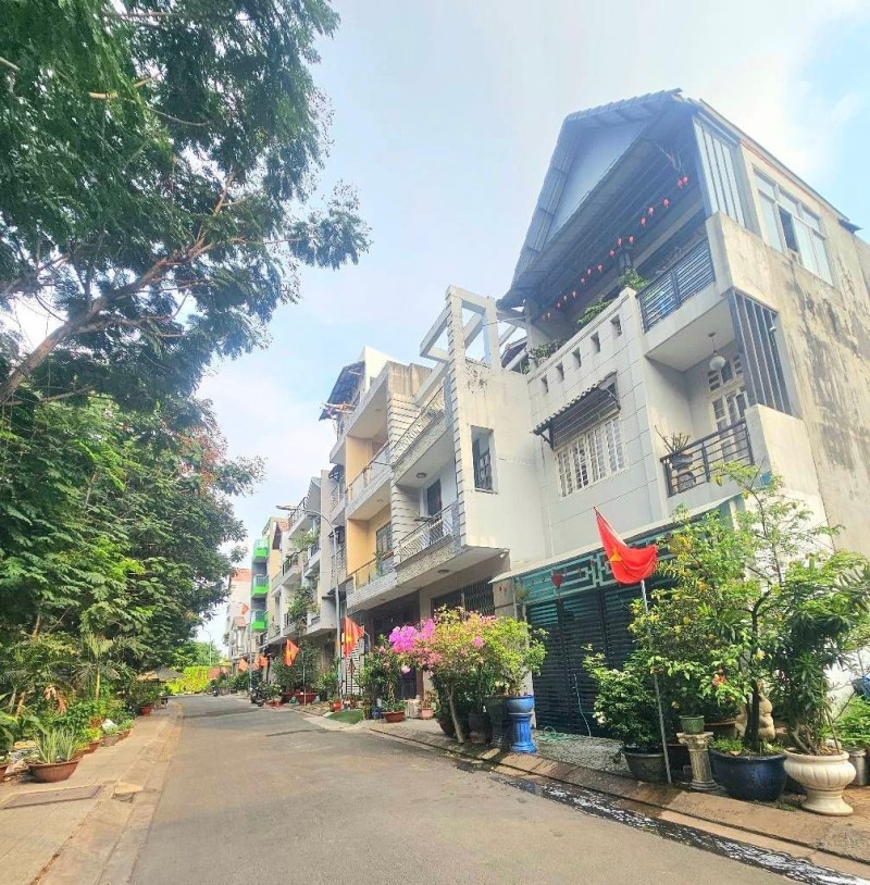 Bán Nhà Mặt Phố Đường Số 4C, Linh Xuân, Thủ Đức, Tp Hcm. Dt 120 M2, 4 Tầng, Giá 9.25 Tỷ, Sổ Hồng