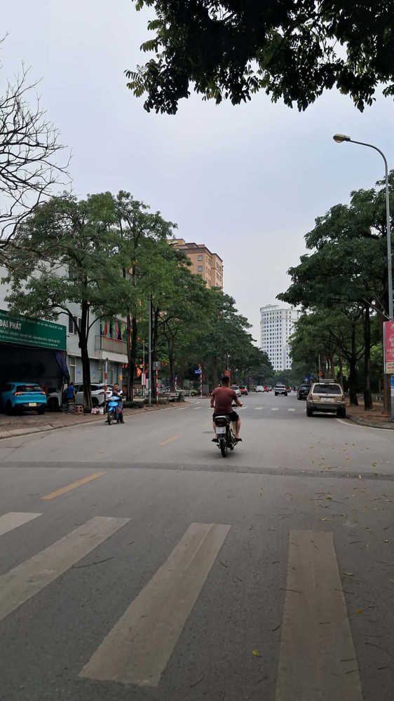 Bán Đất Việt Hưng 75M2- Vỉa Hè, Ô Tô Tránh- Lô Góc 2 Mặt Tiền- Hơn 15 Tỷ