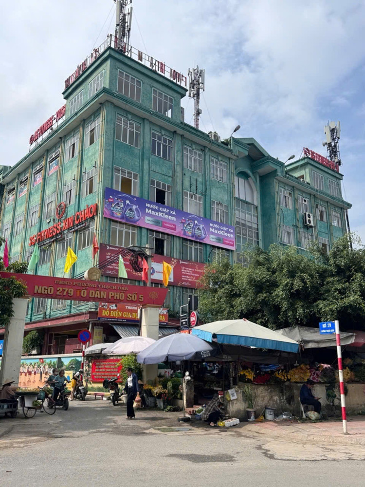 Siêu Phẩm Nhà Đẹp Thạch Bàn – Cổ Linh 6 Tầng • Full Nội Thất • Giá Nhỉnh 8 Tỷ