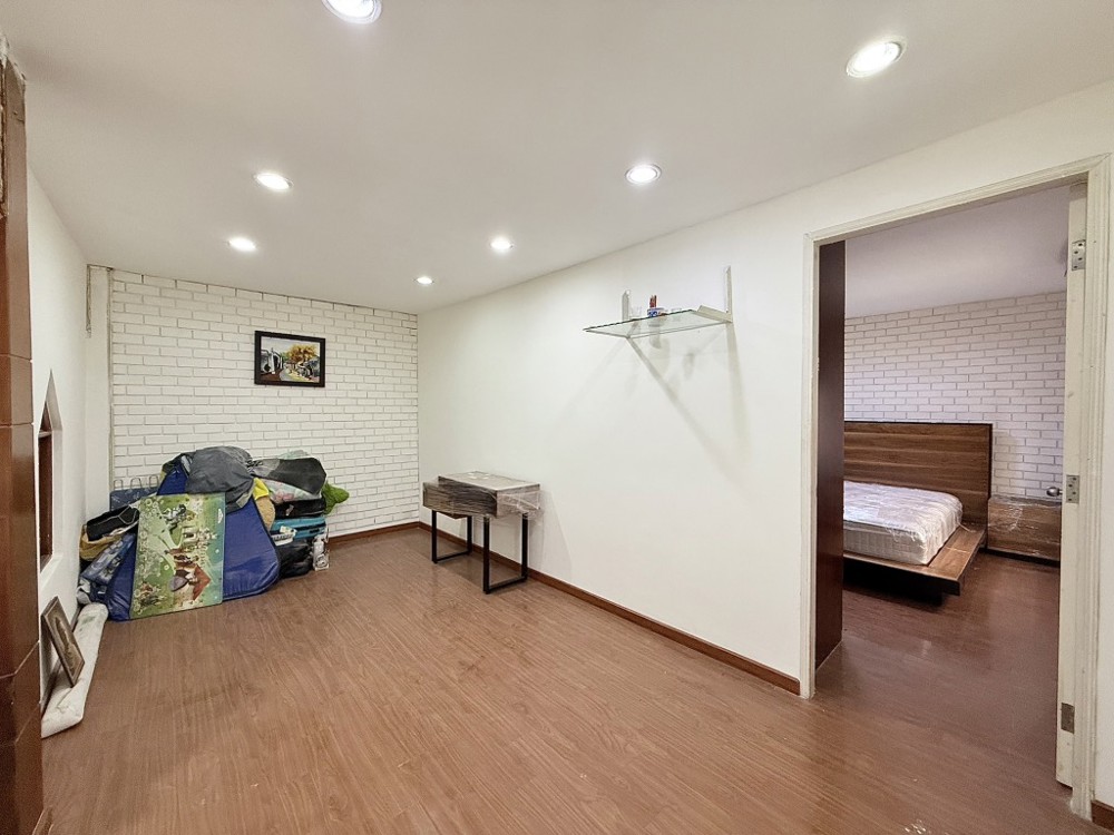 [Kh051*] Hẻm Xe Hơi Sát Cv Làng Hoa Gò Vấp, Nở Hậu Tài Lộc 5.5M!