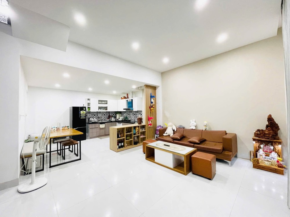Chào Bán Nhà 3 Tầng 3 Mê Trên Sân Thượng Chill Kiệt Mai Lão Bạng