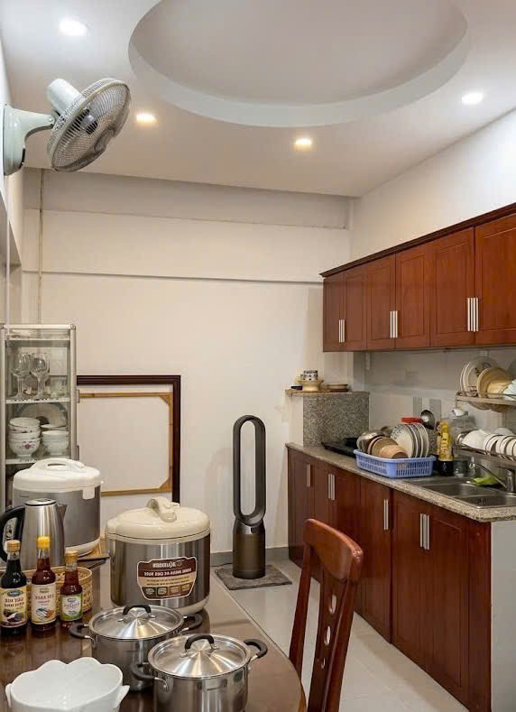 Nhà Phạm Văn Hai, Quận Tân Bình, 3 X 13M (38 M2), Giá 4.5 Tỷ