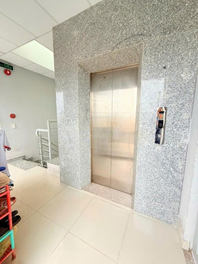Bán Nhà Lô Góc - Phan Huy Ích, Gần Trường Chinh, 12X14m, 7 Tầng, Hđ Khoán 110Tr, 35,9 Tỷ