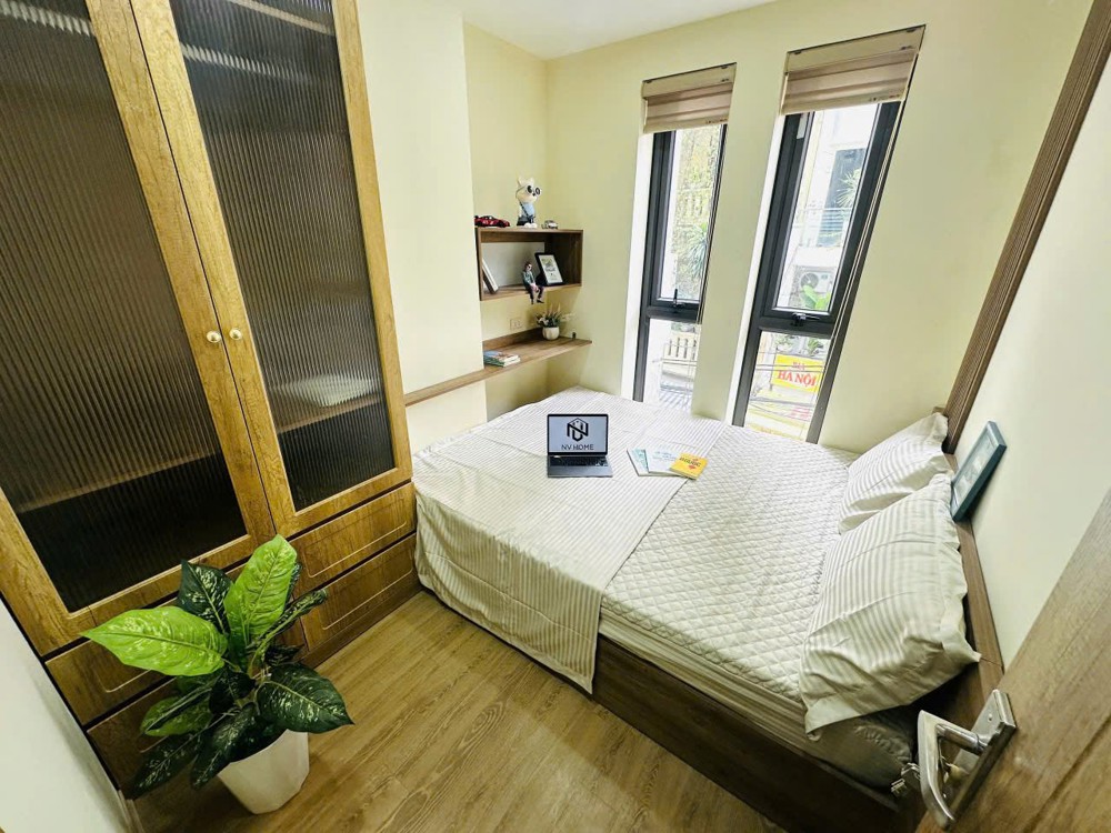 Bán Tòa Apartment Hoàng Hoa Thám - Ba Đình - Dòng Tiền 400 Triệu/tháng - 300M2 - 8 Tầng - Mt 9M 