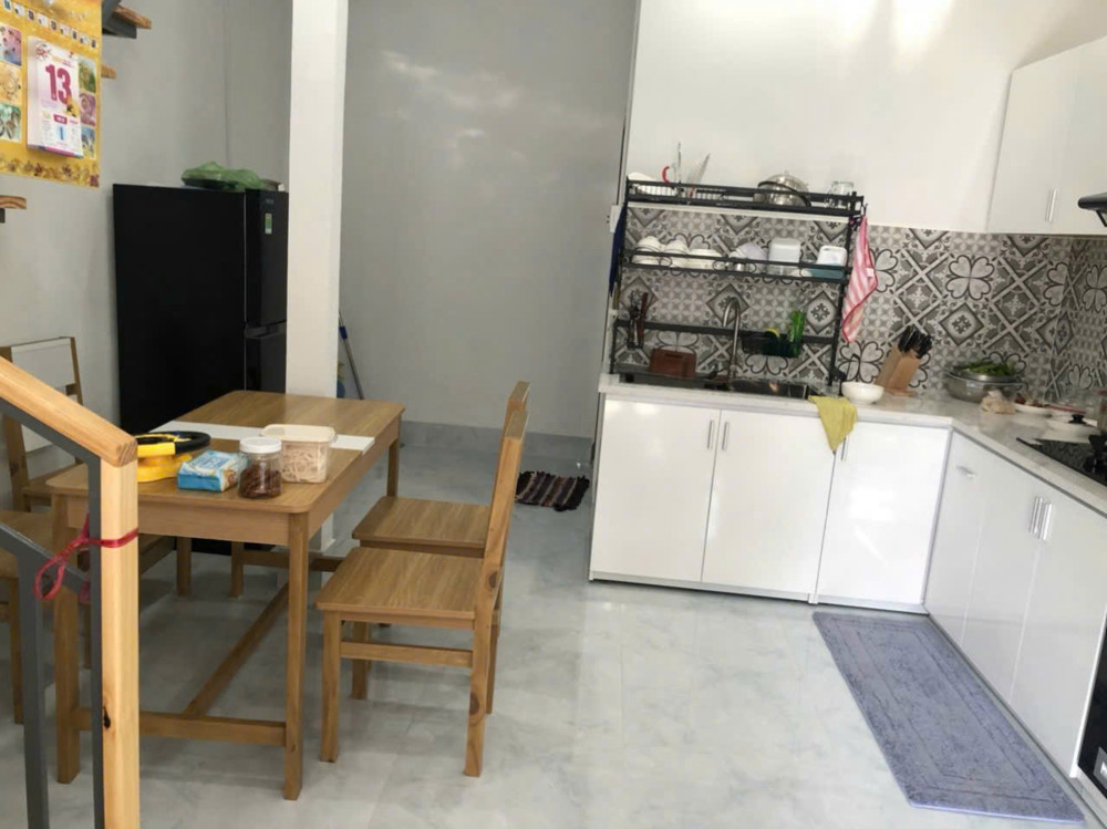 04. Bán Nhanh Nhà Góc 2 Mặt Tiền, 1 Trệt 1 Lầu, Hẻm 70 Cmt8