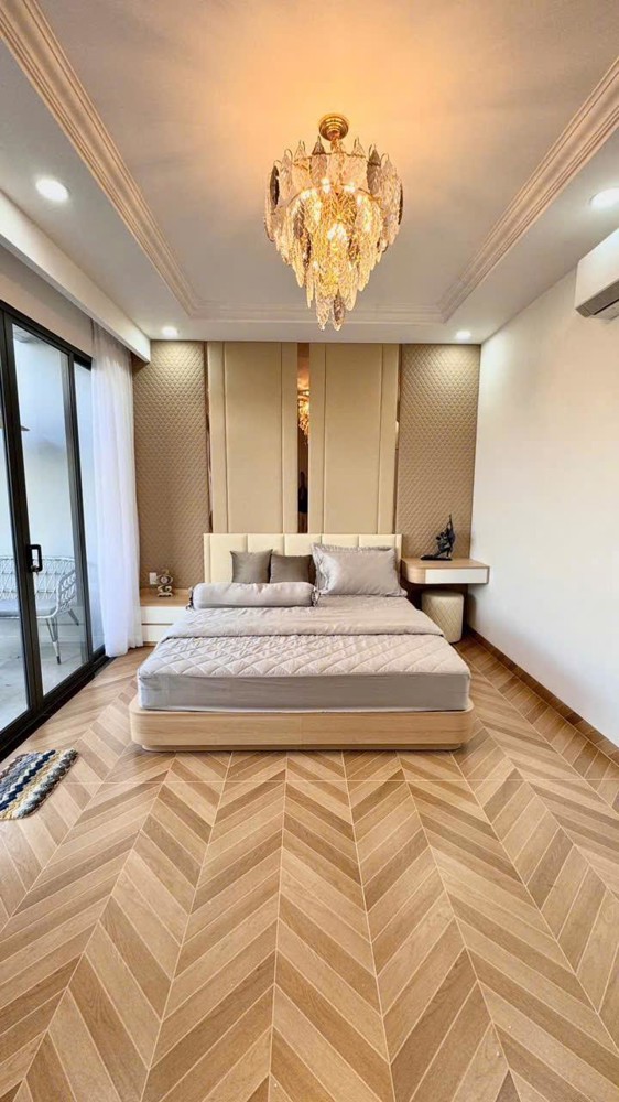 Giảm Ngay 1 Tỷ, Nhà Cạnh Phú Mỹ Hưng, Có Tháng Máy, Full Nội Thất, Chỉ 16.5 Tỷ