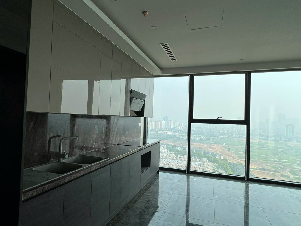 Cho Thuê Ch 3Pn I 175M2. Sunshine Golden – Nội Thất Cơ Bản, View Công Viên, Vào Ở Ngay