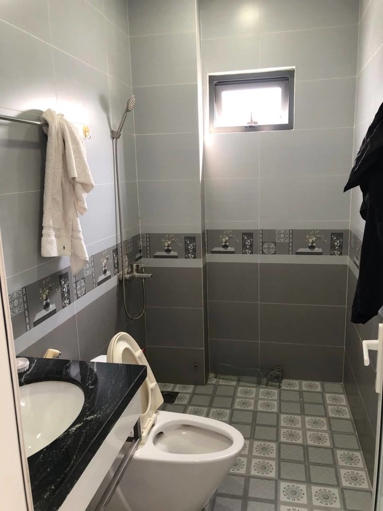 Bán Nhà Mặt Tiền 3 Lầu 8X21m Giá 12,9 Tỷ Đường Tân Chánh Hiệp 8