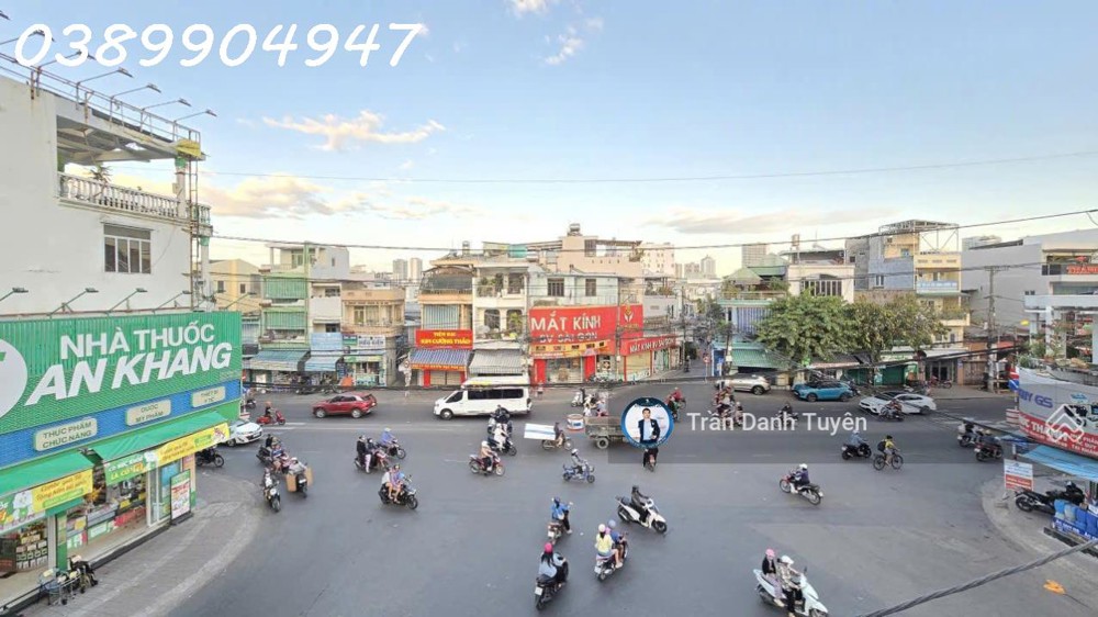 Bán Siêu Phẩm Nhà Đẹp Căn Góc Vòng Xoay Đầu Tư Kinh Doanh