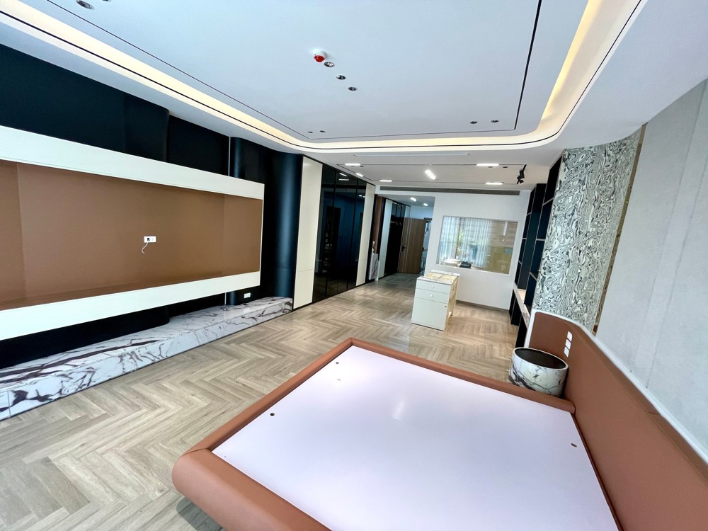 Bán Nhà Phúc Đồng 35M2- 6 Tầng Thang Máy- Ô Tô Tránh- Nhỉnh 10 Tỷ