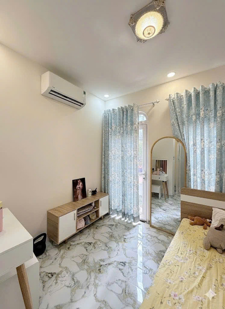 Bán Nhà Hẻm Ô Tô Lê Văn Sỹ, Quận Tân Bình, 7 X 7.3 M (47 M2), Giá 8.6 Tỷ