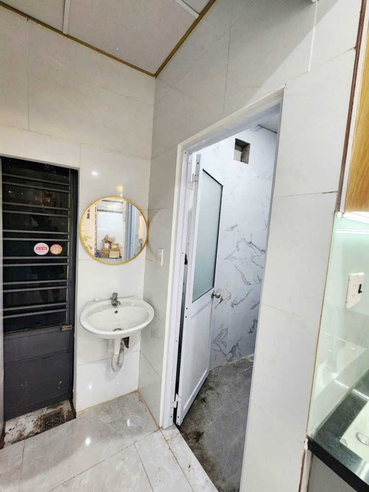 ► Nhà Kiệt 142 Gần Mt Điện Biên Phủ 31M2, 2 Tầng Đẹp Ở Ngay 2.X Tỷ