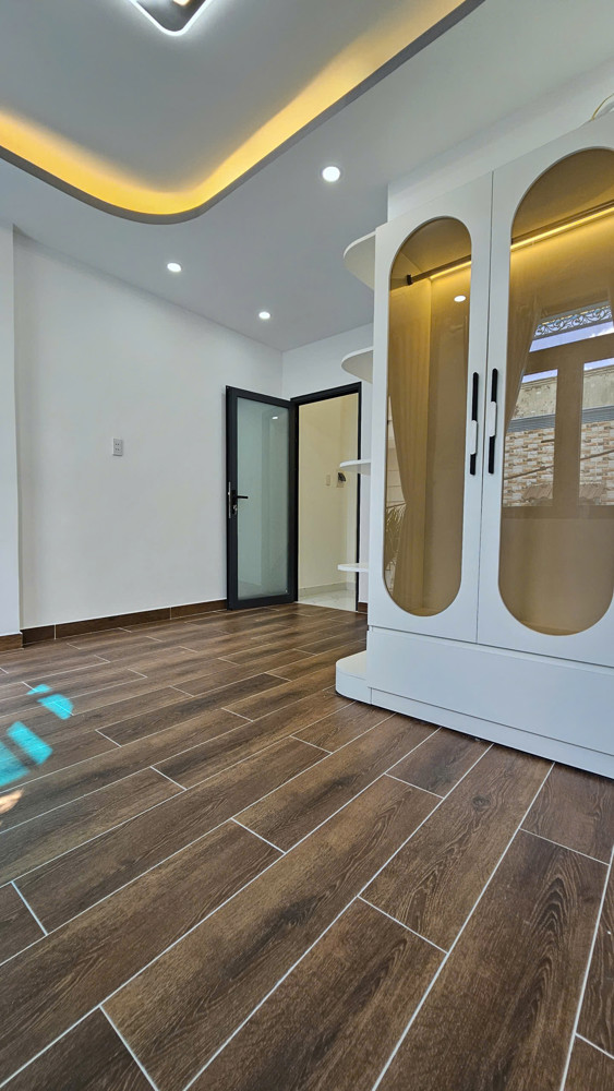 Sát Mặt Tiền Trung Tâm Q7ngang 4 Dài 13.3Đúc Xây Dựng Mới