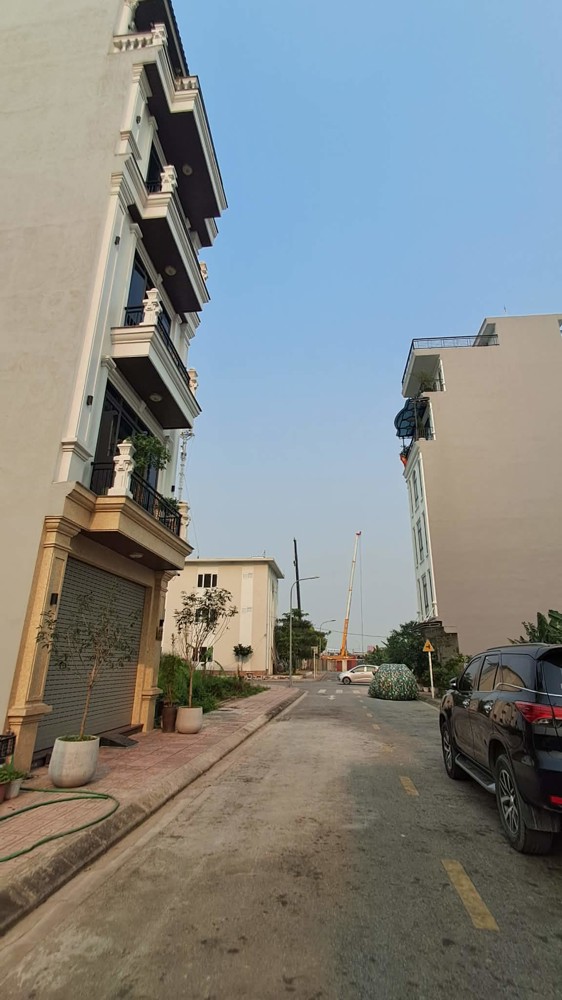 Bán Đất Bát Khối 65M2- Mt 5M- Vỉa Hè, Ô Tô Tránh- 2 Mặt Tiền- Nhỉnh 15 Tỷ