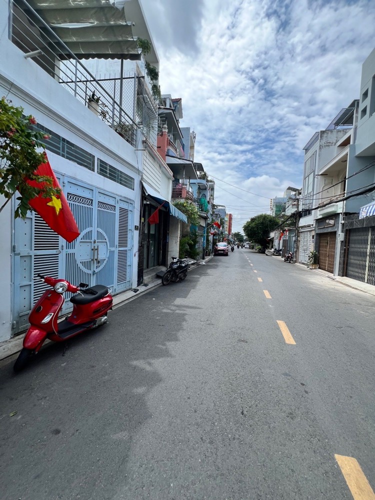 Bán Nhà Mặt Tiền Kinh Doanh Sầm Uất Khu Tô Hiệu Tân Phú 74M2 Ngang 4,2M Nhỉnh 8 Tỷ Xíu