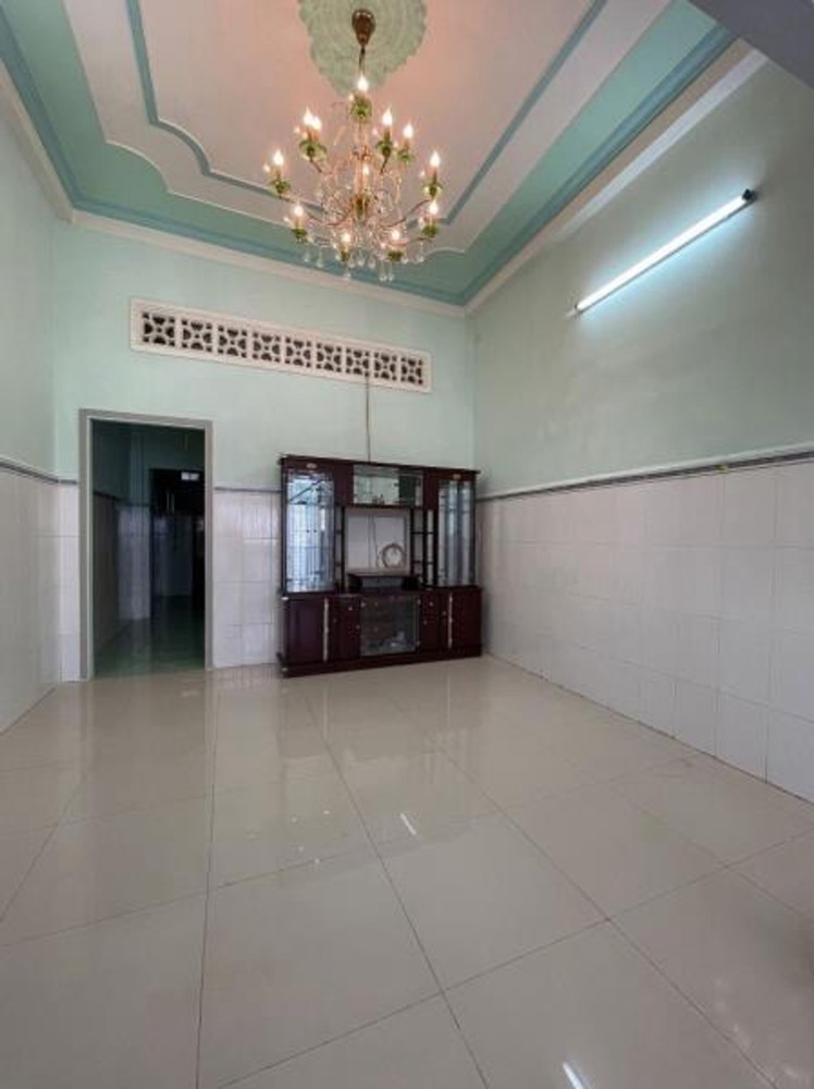 Bán Nhà Mặt Tiền Kinh Doanh Sầm Uất Khu Tô Hiệu Tân Phú 74M2 Ngang 4,2M Nhỉnh 8 Tỷ Xíu