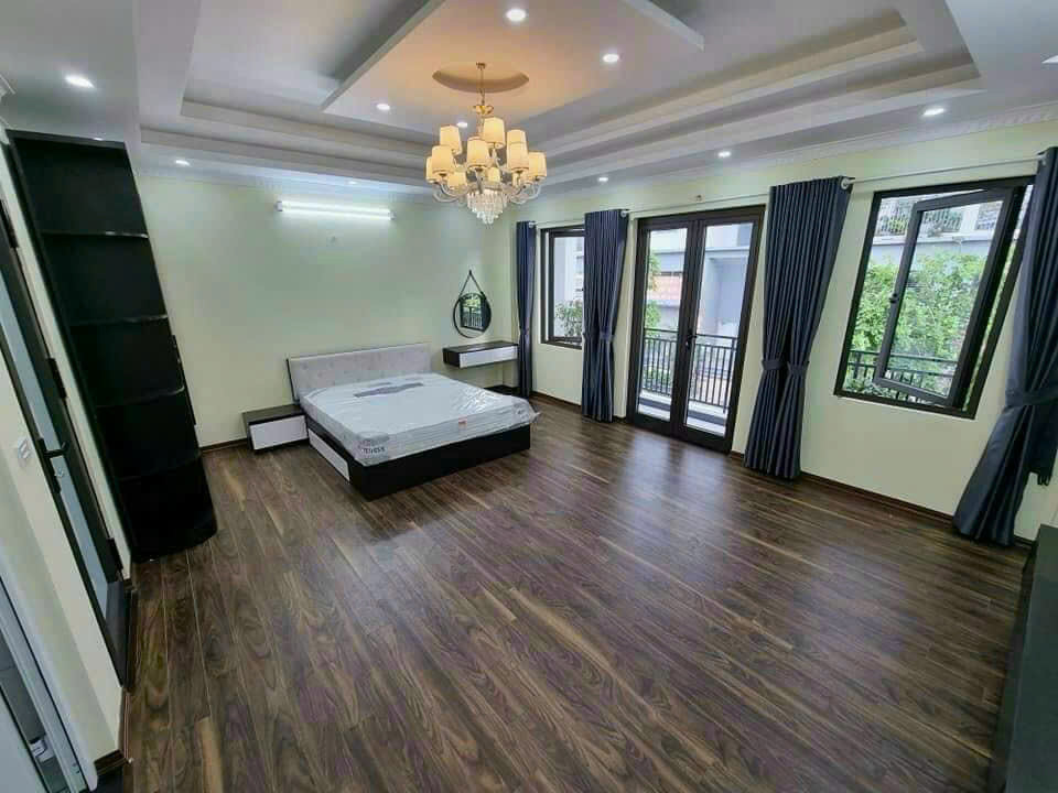 Bán Nhà Phúc Lợi 81M2- 5 Tầng Thang Máy- Mặt Phố Kinh Doanh- 23.5 Tỷ