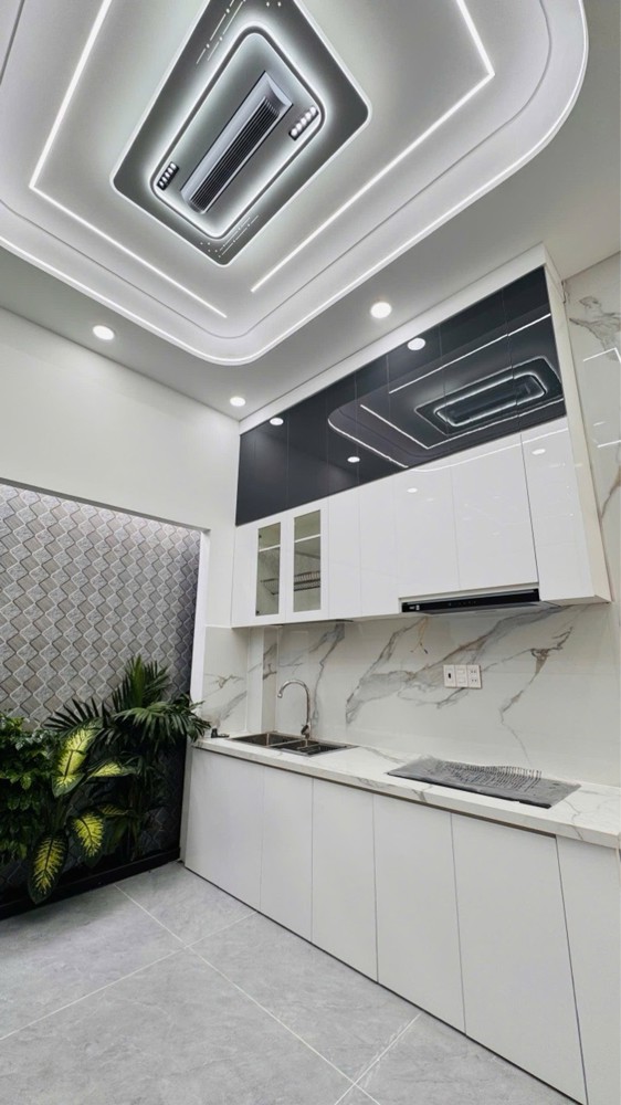 Tân Phú Gần Đầm Sen,Nhà Mới Vào Ở Ngay, Ngay Tô Hiệu, Trường Hiệp Tân - 4 Tầng - 4.25 X 11M - Nhỉnh