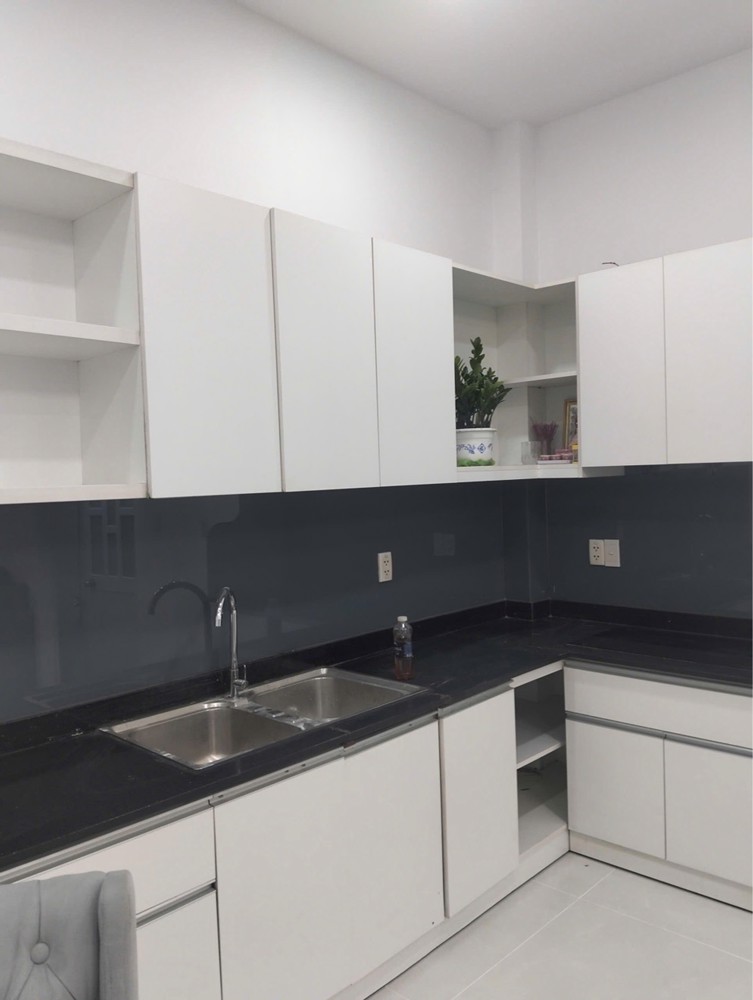 Nhà 3 Tầng Kiên Cố ,45M2,Hẻm Đẹp Thông Phù Hợp Mua Ở Hoặc Cho Thuê Giữ Tiền Đầu Tư, Chỉ Nhỉnh 4 Tỷ