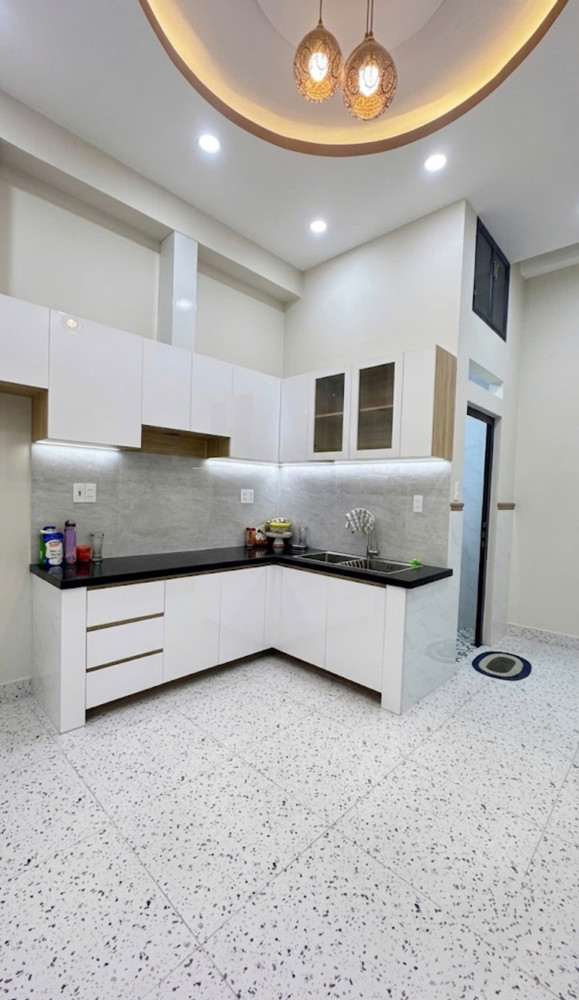 Bán Nhà Đẹp Ngay Âu Cơ - Lạc Long Quân - Nhà Mới 4 Tầng, Hẻm Ô Tô