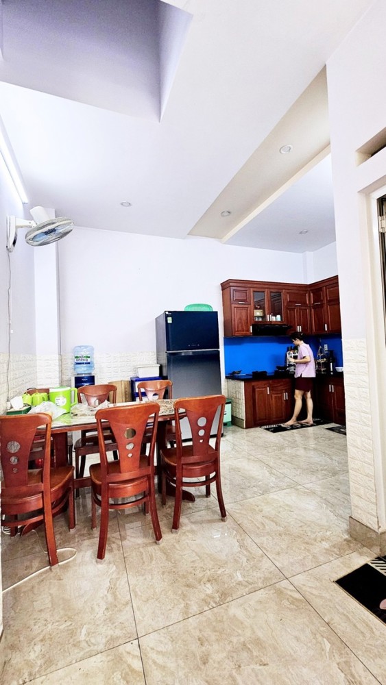 Bán Nhà 4 Tầng Đường Số 7, Tam Bình, Thủ Đức, Tp Hcm. Dt 82M2, Sổ Hồng Riêng, Giá 7.68 Tỷ