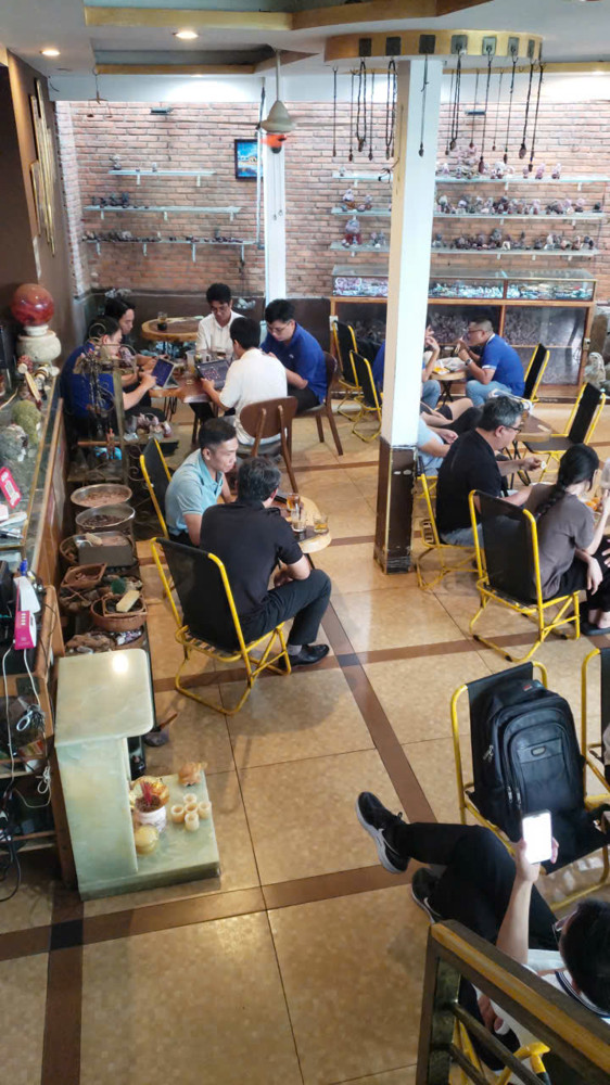 Sang Nhượng Quán Cafe Máy Lạnh – 2 Mặt Bằng – Cmt8, Phường 15, Quận 10