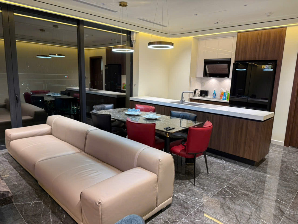 Cho Thuê Ch 3Pn Sunshine Golden River – 141M² Full Nội Thất Cao Cấp View Công Viên 66Ha