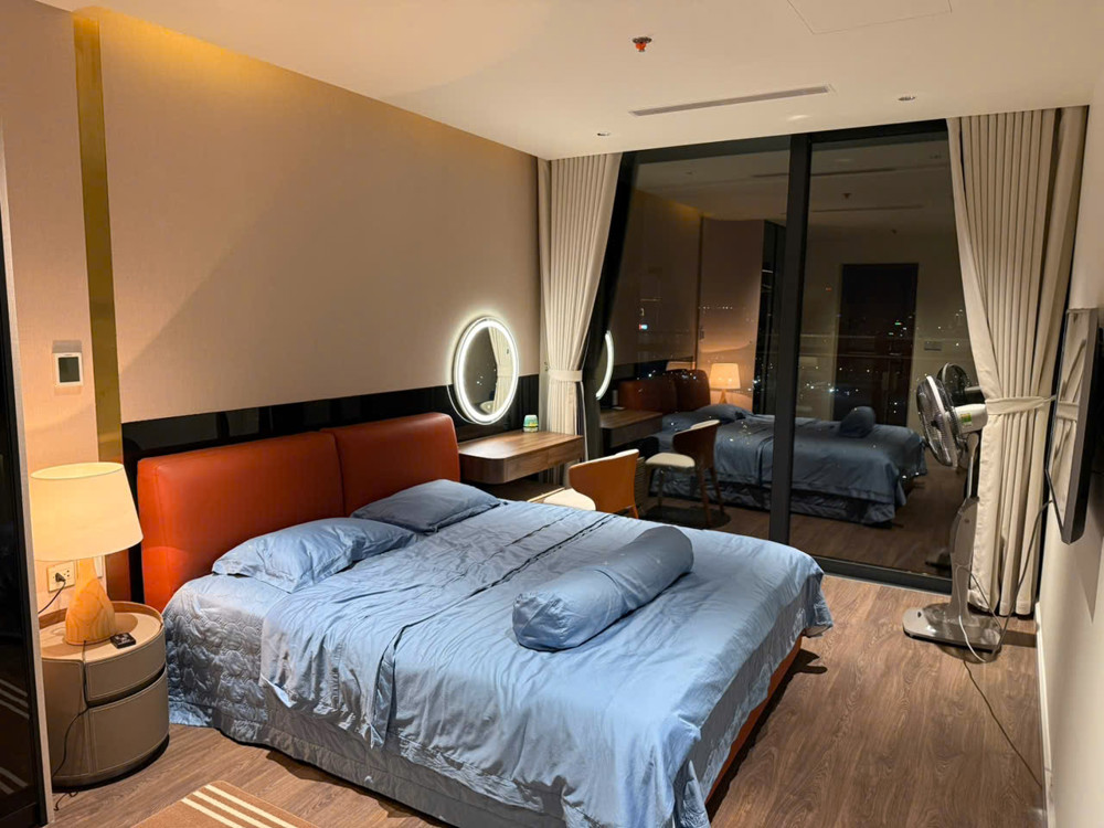 Cho Thuê Ch 3Pn Sunshine Golden River – 141M² Full Nội Thất Cao Cấp View Công Viên 66Ha