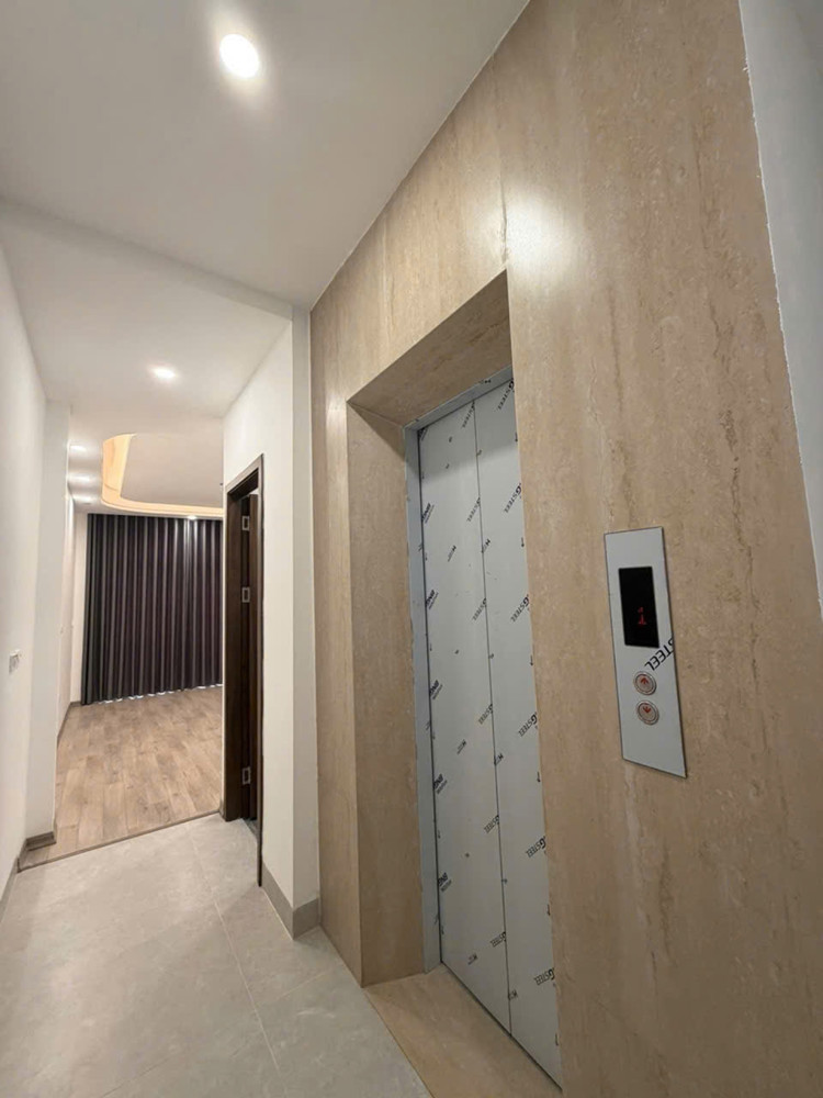 Bán Nhà Đẹp Phúc Lợi – 6 Tầng – Thang Máy , Ngõ Ô Tô Thông – Full Nội Thất – Chỉ 8,X Tỷ