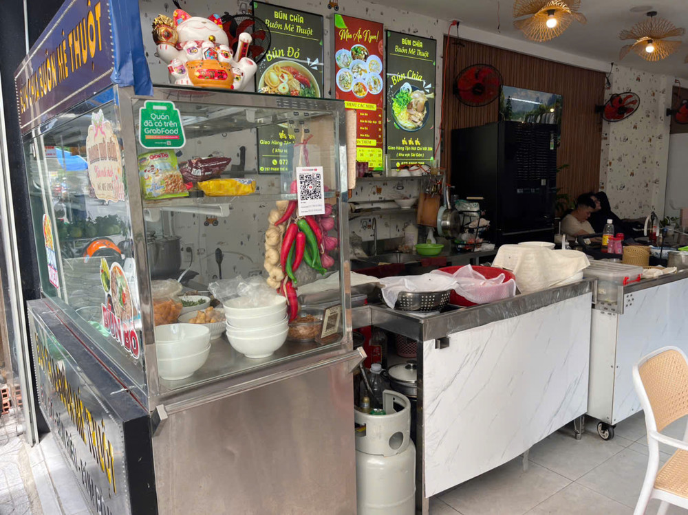 Gò Vấp ! Quán Ăn - Cafe Đẹp Lắm Full Đồ Mới Giá Trị, Sang Rẻ 179 Tr ( Đầu Tư Hơn 500 Tr )