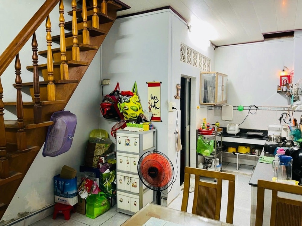 [K2669*] Nhà 2 Tầng Vuông Vức Sát Chợ Bà Chiểu, Giá Tốt Chỉ 6.X Tỷ