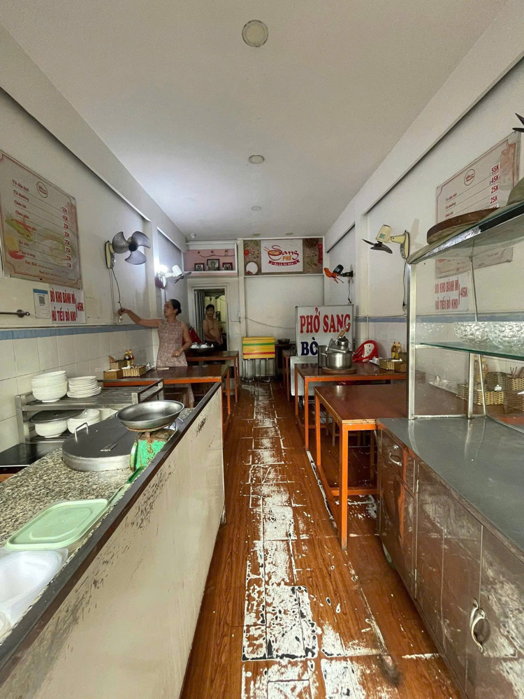 Bán Nhà Mặt Tiền Tây Thạnh - Gần Lê Trọng Tấn, 3,7X31m, Cấp 4 - Tiện Xây, Sổ A4, Chỉ 14,5 Tỷ