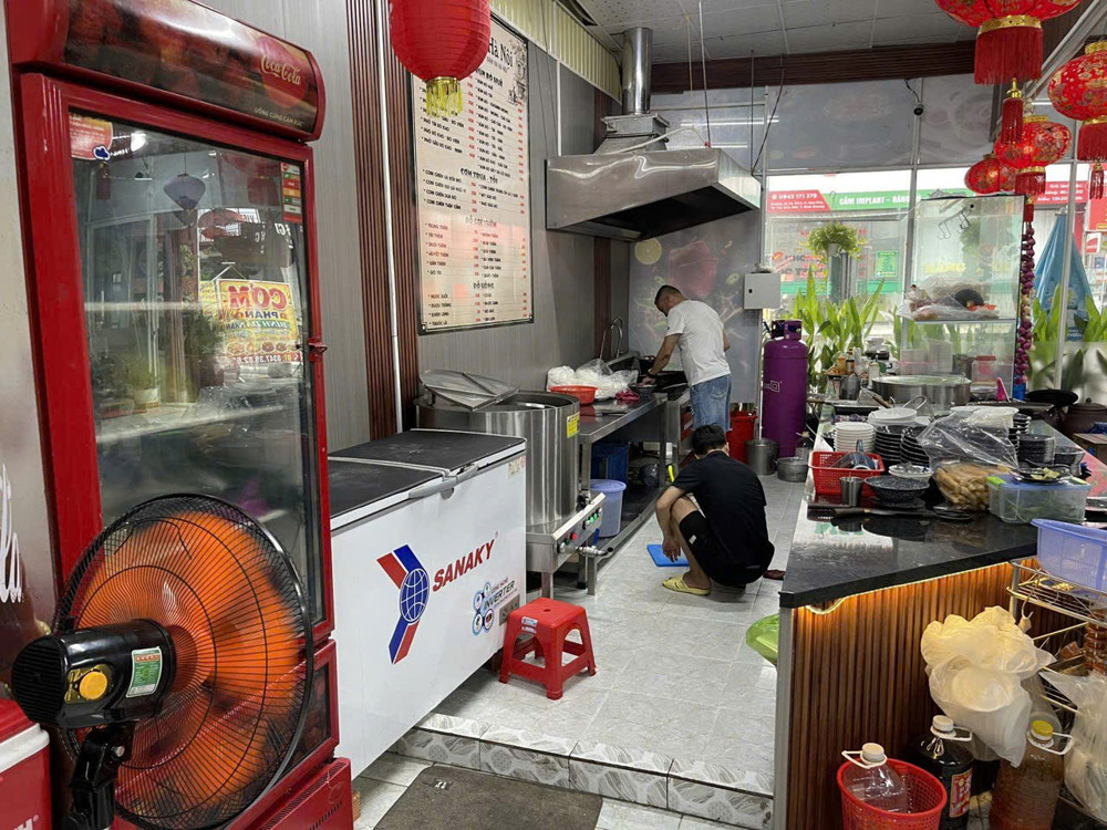 Bình Dương ! Sang Rẻ Quán Phở – Quán Bún Bò , Sang Chỉ : 329 Tr ( Đầu Tư 600 Tr ) Liên Hệ: