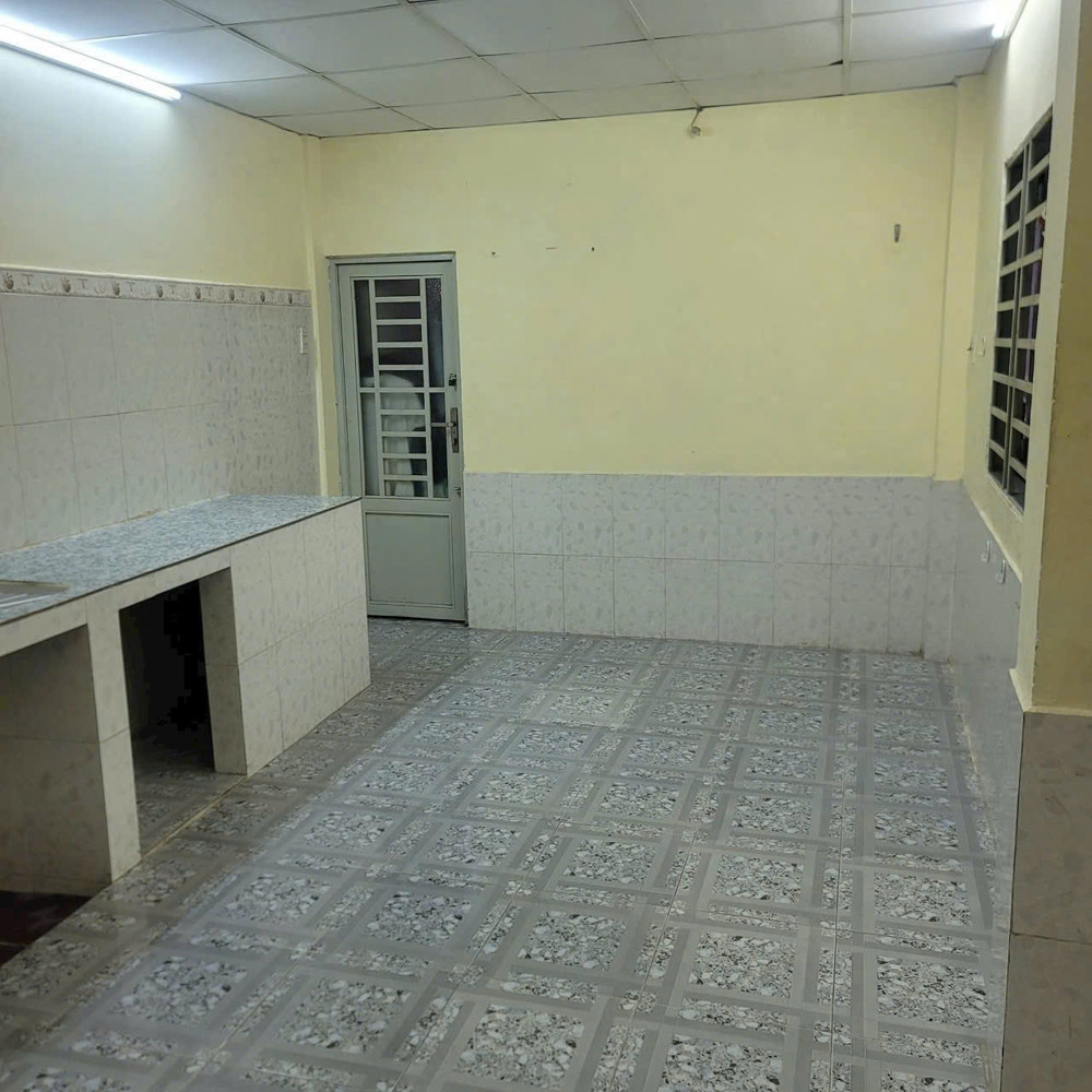 Cách 1 Căn Là Ra Mặt Tiền Thạch Lam 67M2 Vuông Vức Dòng Tiền 240Tr/ Tháng Nhỉnh 6 Tỷ Xíu
