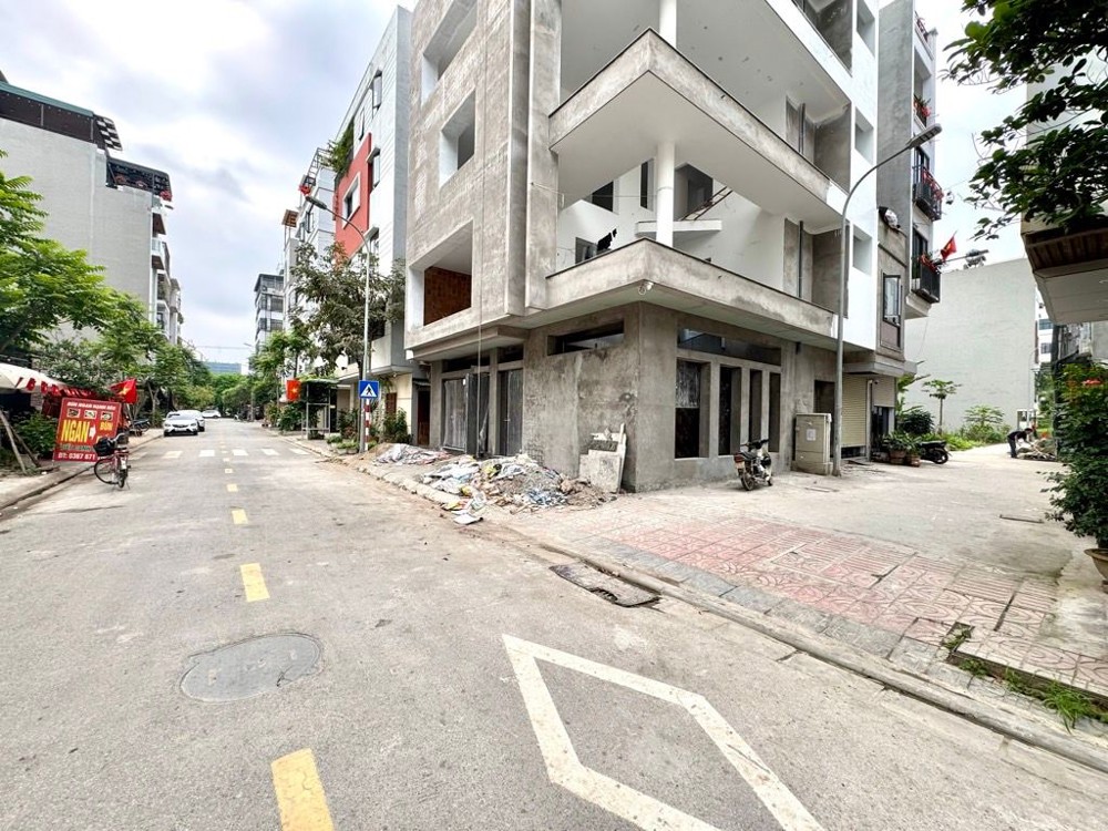 Bán Đất Ngọc Thụy 75M2- Mt 5M- Lô Góc- Vỉa Hè, Ô Tô Tránh- 2X Tỷ