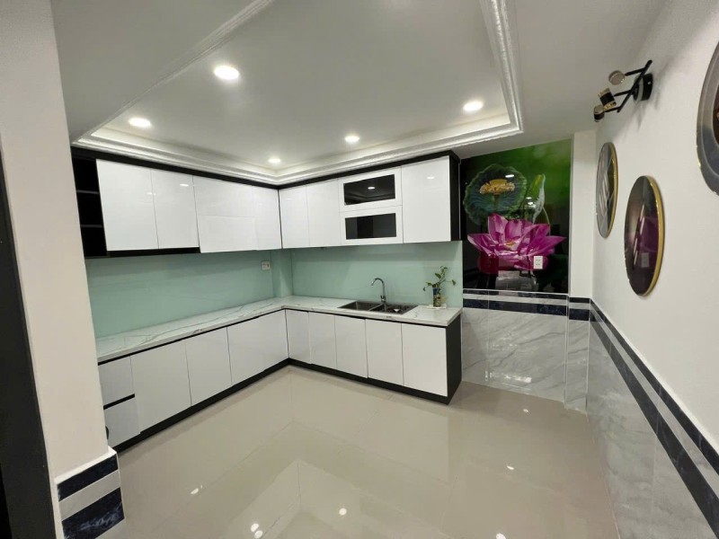 Bán Nhà Đẹp 6 Tầng Dòng Tiền 30Tr / Tháng Lạc Long Quân Quận 11 Đường 8M Nhỉnh 9 Tỷ