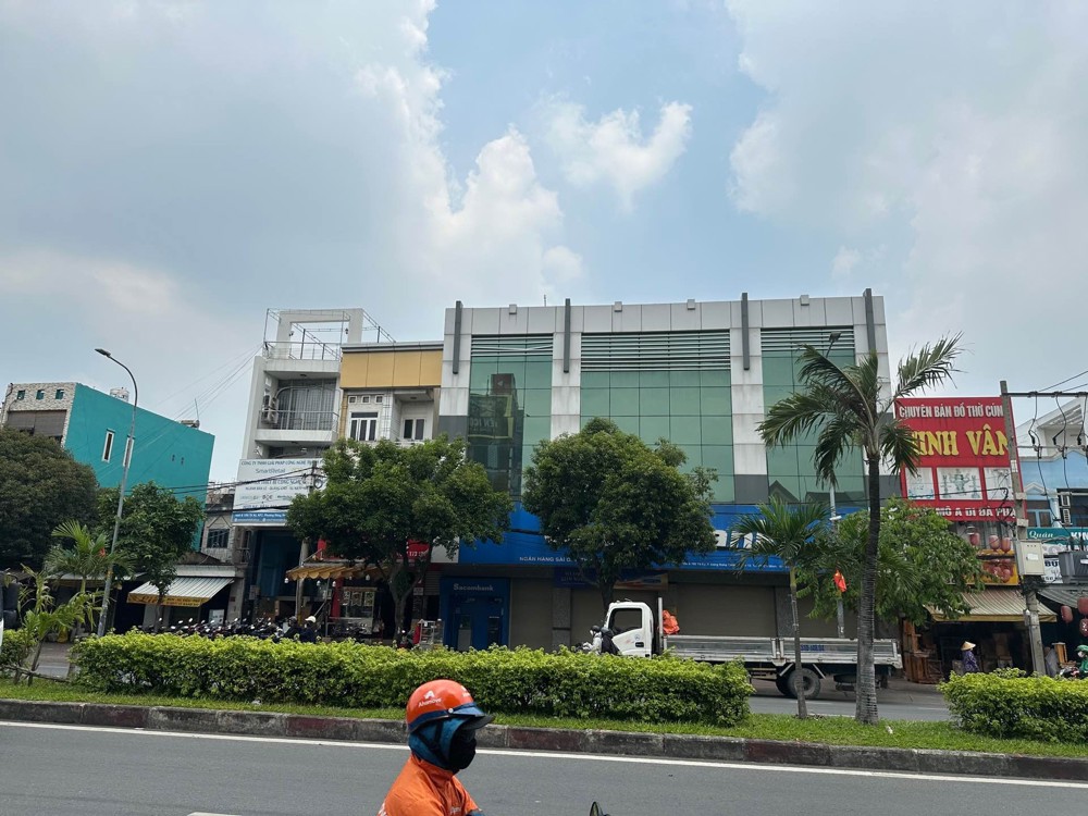 Bán Nhà Măt Tiền Tô Ký Q12 5 X20 3Lầu Thuê 1 Tỷ / 1 Năm
