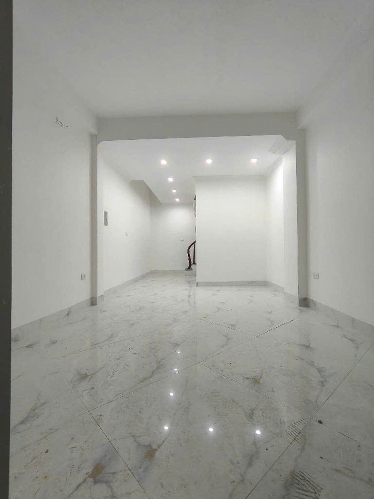 Căn Nhà 6 Tầng Ở Thạch Cổ Linh – Có Thang Máy, Full Nội Thất, Giá Chỉ 11,X Tỷ?