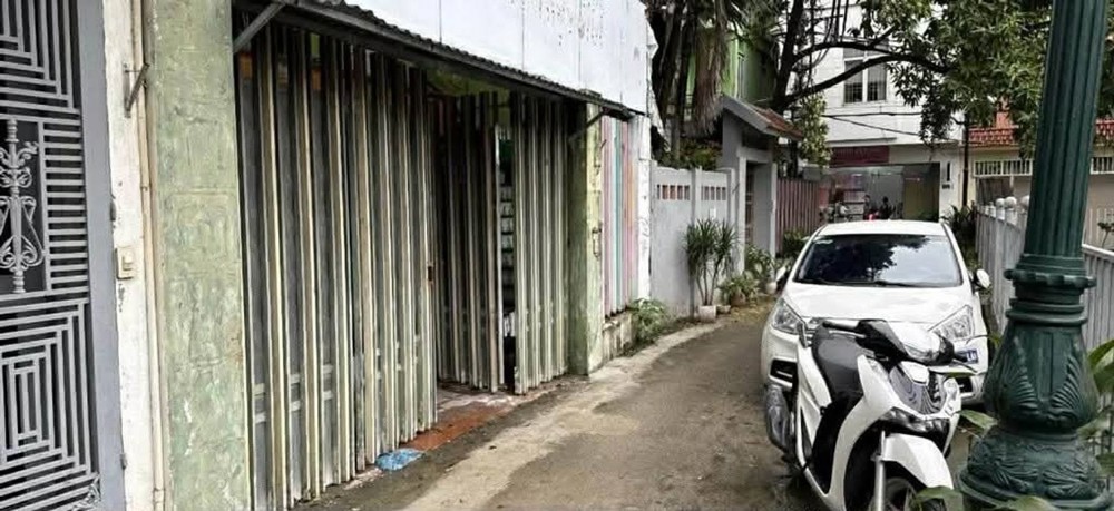 Bán Nhà Giáp Bát – Dt 100M² | 4 Tầng | Mt 7M | Giá 23 Tỷ Nhà Ô Tô Tránh Vị Trí Kinh Doanh, Vừa