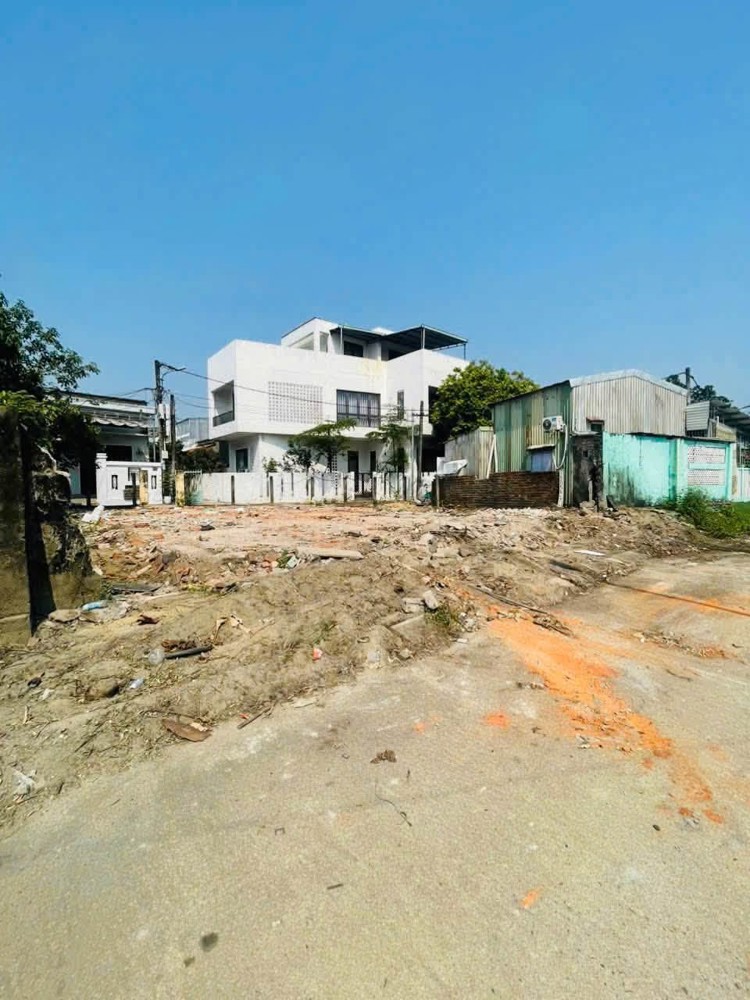 Chào Bán Lô Đất Đường 5M Kẹp Kiệt Sau 2M ( Diện Tích 207M Ngang Hơn 15M )