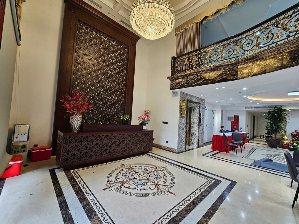 Bán Tòa Khách Sạn 3 Sao Mỹ Đình 42 Phòng, 236M², Sẵn Khách Thuê, Dòng Tiền Ổn Định, Vị Trí Vàng