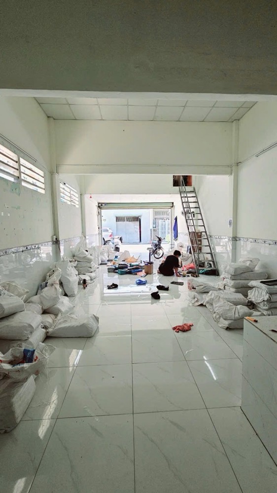Mặt Tiền Ngay Tô Hiệu Kinh Doanh Sầm Uất Tân Phú Dòng Tiền 240Tr/năn Ngang Gần 5M Nhỉnh 9 Tỷ
