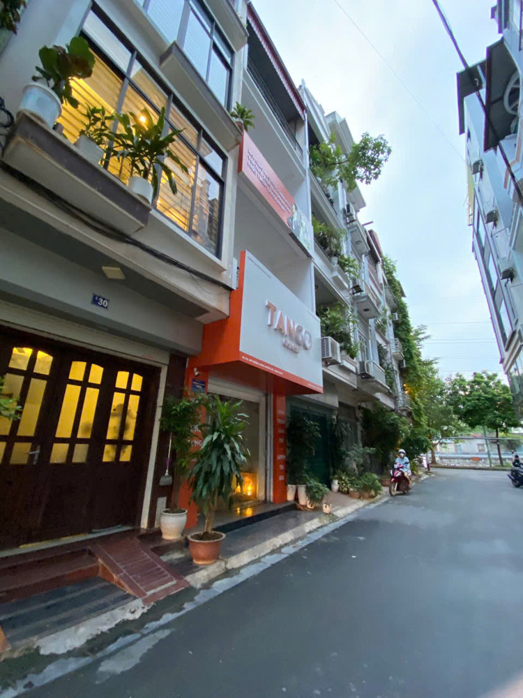 Nhượng Nhà 4 Tầng - Mặt Bằng Kinh Doanh Tại Trường Chinh, Thanh Xuân, Hà Nội
