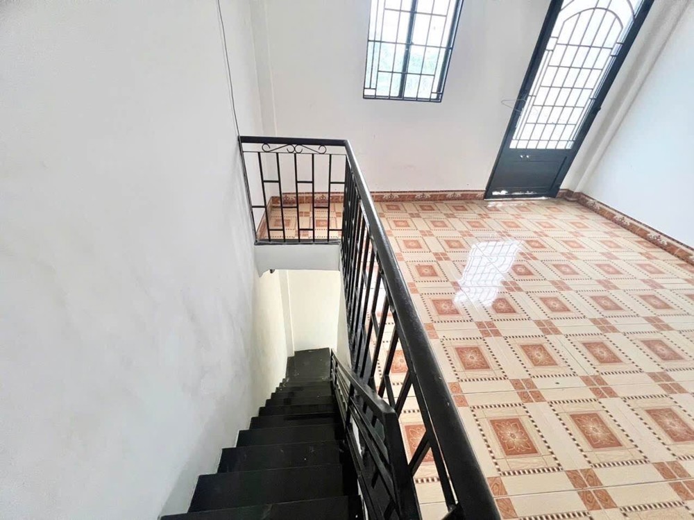 Nhà Phố Tầm Giá Dễ Tiếp Cận Cho Người Mua Lần Đầu,2 Tầng Hương Lộ 2,Sát Bệnh Viện Bình Tân