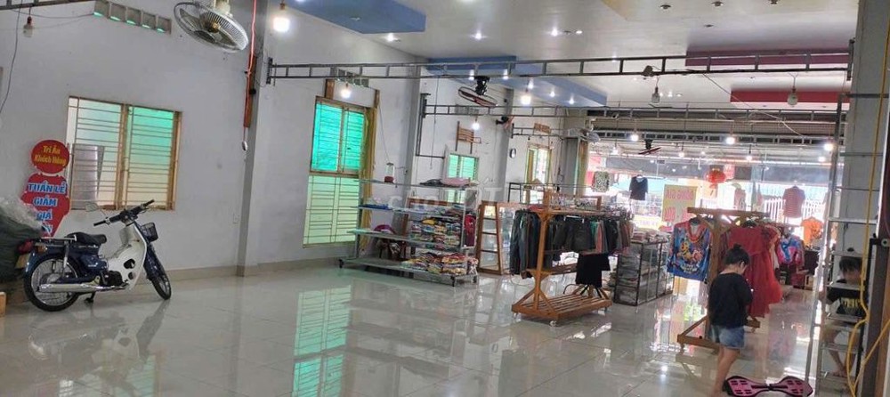 Cho Thuê Mặt Bằng Kinh Doanh Trung Tâm Mỹ Luông – Vị Trí Đẹp, Sẵn Cửa Kính, Kinh Doanh Ngay