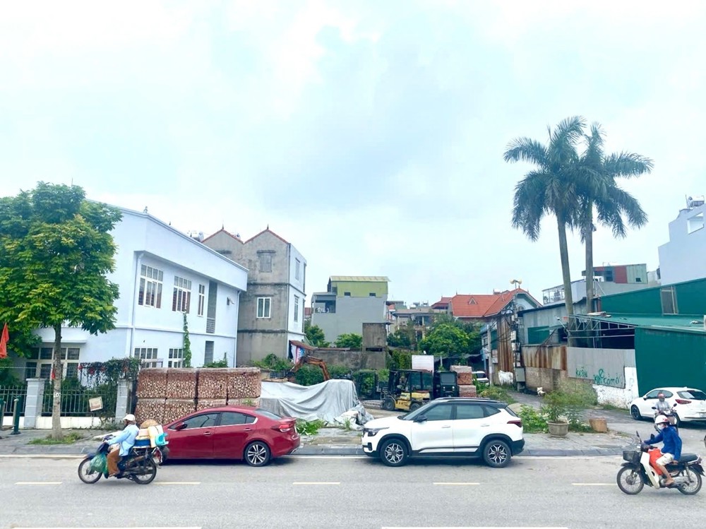 Bán Đất Phúc Lợi 135M2- Lô Góc 2 Mặt Đường Vỉa Hè Siêu Rộng- 27.X Tỷ